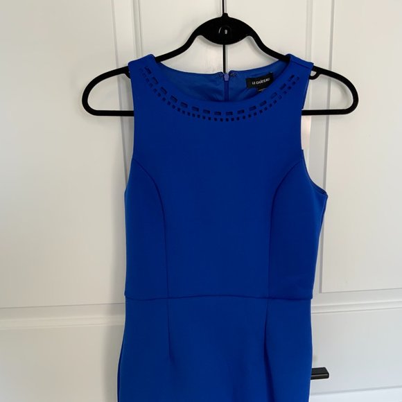 Le Chateau Body Con Midi Dress - Picture 4 of 8